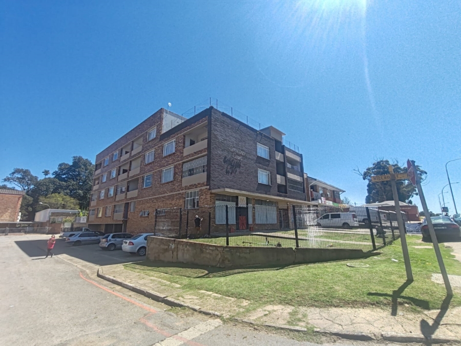 Commercial Property for Sale in College Hill Eastern Cape
